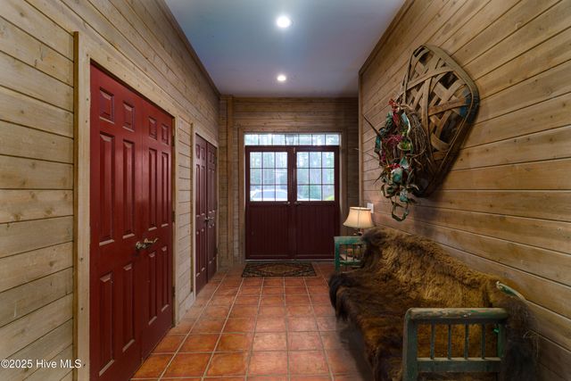 300 Good Barn Road, Vass, NC 28394