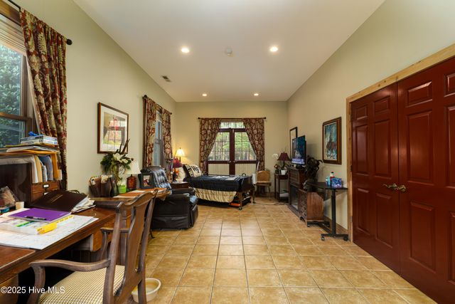 300 Good Barn Road, Vass, NC 28394