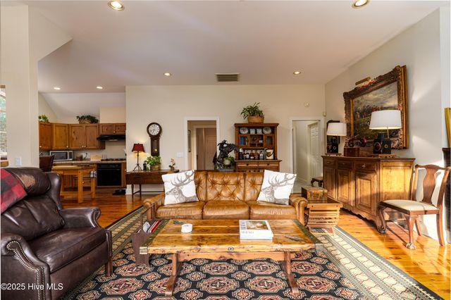 300 Good Barn Road, Vass, NC 28394