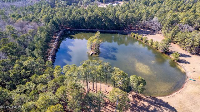 300 Good Barn Road, Vass, NC 28394