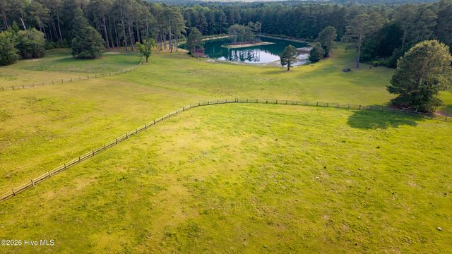 300 Good Barn Road, Vass, NC 28394