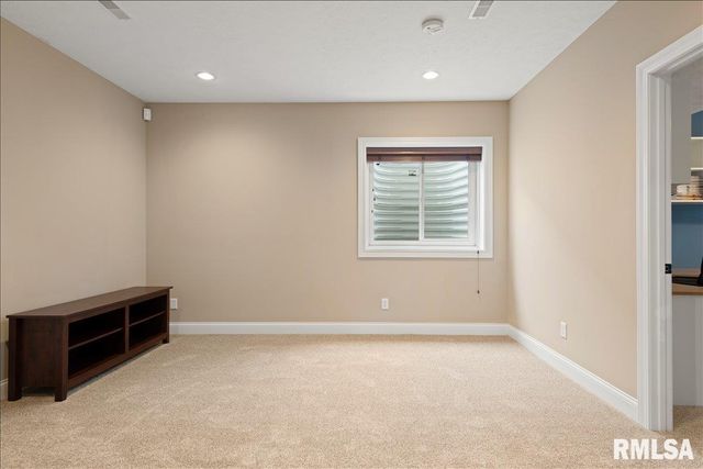 1705 Interlacken Road, Springfield, IL 62704