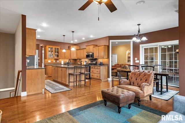 1705 Interlacken Road, Springfield, IL 62704