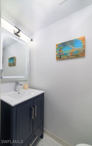 5 Bluebill AVE 305 + 405, Naples, FL 34108