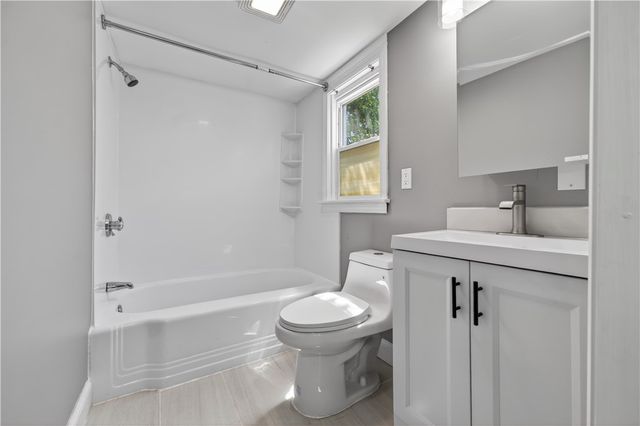 370 Pleasant Street, Pawtucket, RI 02860