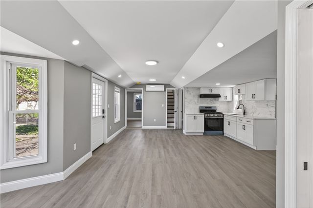 370 Pleasant Street, Pawtucket, RI 02860