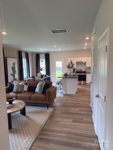 4560 Green Drake Drive, Charlotte, NC 28269