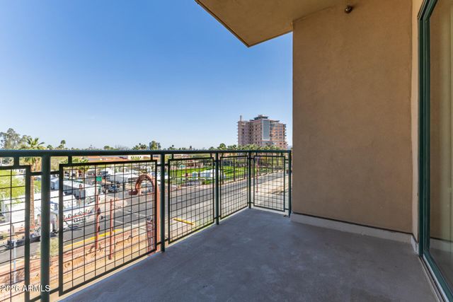 2302 N CENTRAL Avenue 404, Phoenix, AZ 85004