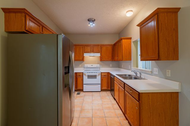 1313 Lady Ct, Nashville, TN 37214