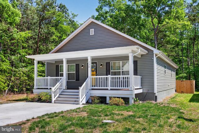 230 12TH ST, Colonial Beach, VA 22443