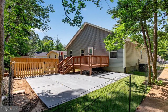 230 12TH ST, Colonial Beach, VA 22443