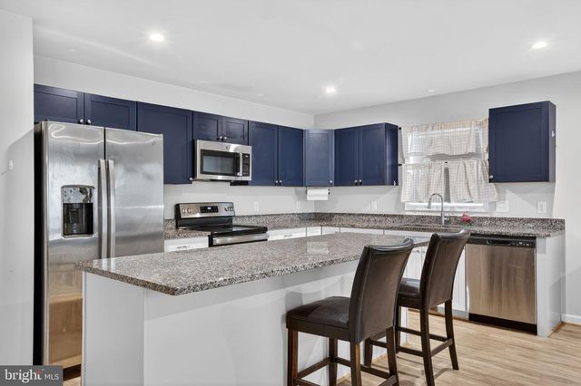 230 12TH ST, Colonial Beach, VA 22443