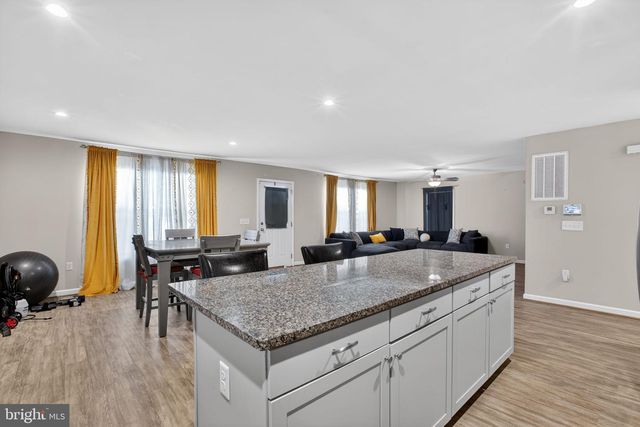 230 12TH ST, Colonial Beach, VA 22443