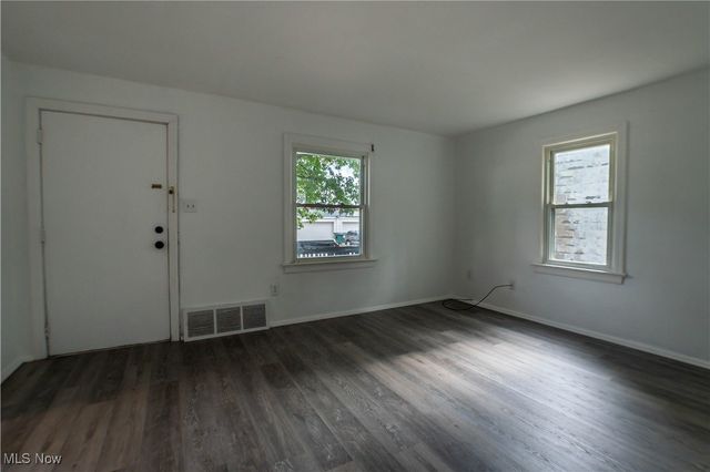 960 Donald Avenue, Akron, OH 44306