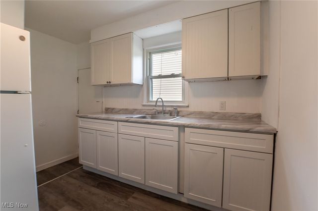 960 Donald Avenue, Akron, OH 44306