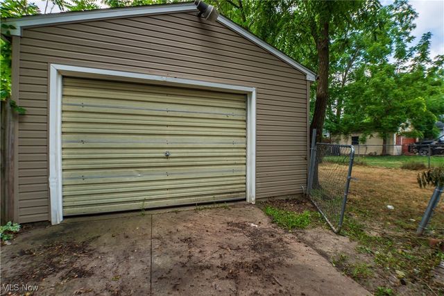 960 Donald Avenue, Akron, OH 44306