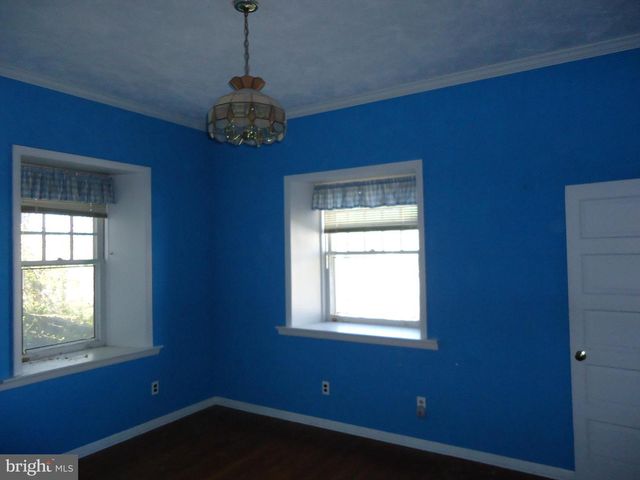 1000 WALNUT AVE, Baltimore, MD 21229