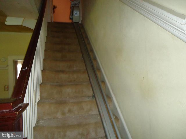 1000 WALNUT AVE, Baltimore, MD 21229