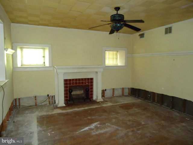 1000 WALNUT AVE, Baltimore, MD 21229