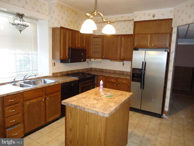 1000 WALNUT AVE, Baltimore, MD 21229