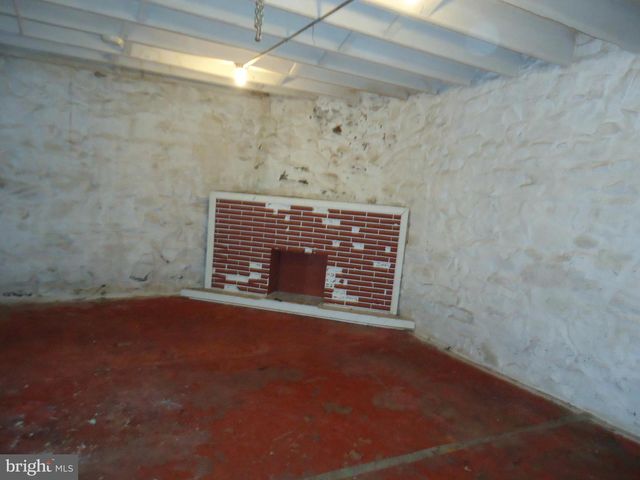 1000 WALNUT AVE, Baltimore, MD 21229