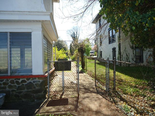 1000 WALNUT AVE, Baltimore, MD 21229