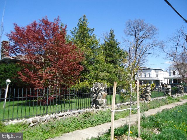 1000 WALNUT AVE, Baltimore, MD 21229