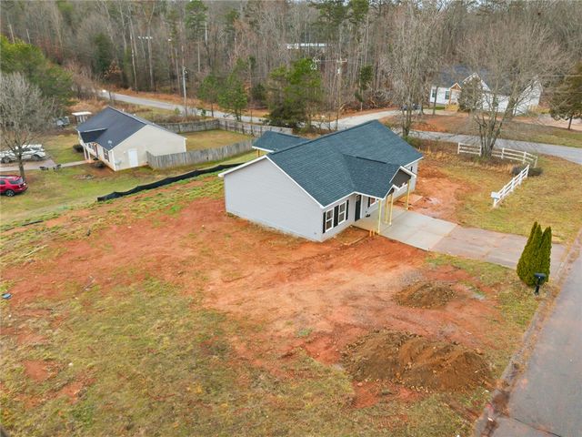 2 Labonte Drive, Piedmont, SC 29673