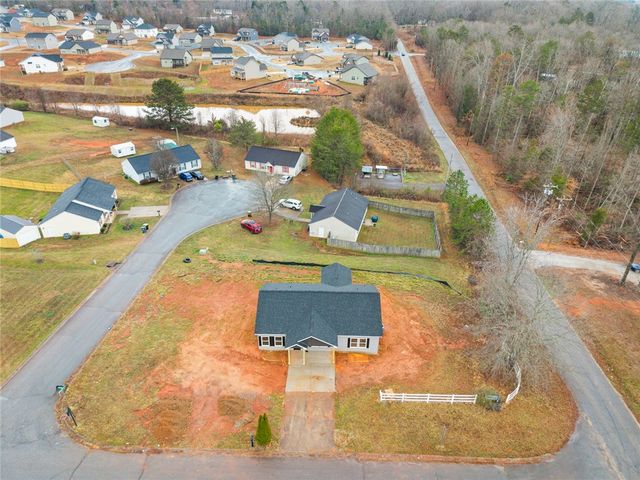 2 Labonte Drive, Piedmont, SC 29673