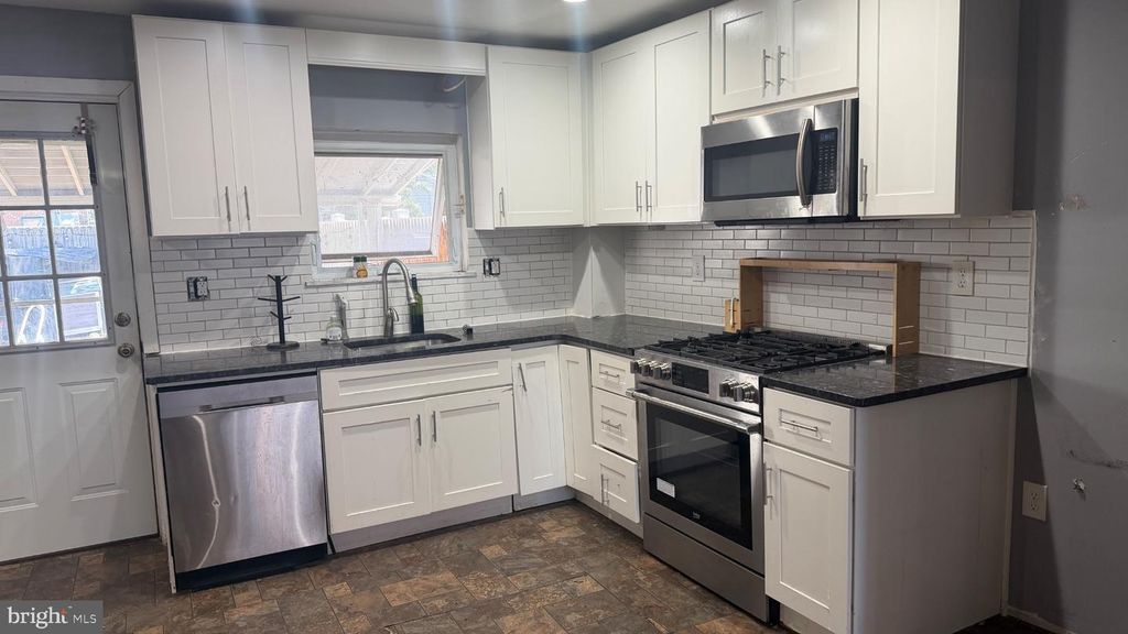2731-33 BUCKIUS ST, PHILADELPHIA, PA 19137 — photo 4