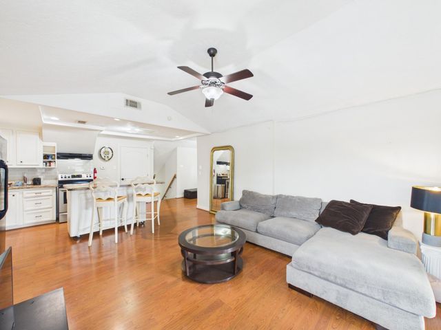 5110 Academy Street 5, Houston, TX 77005