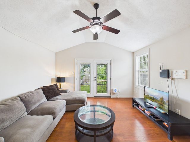 5110 Academy Street 5, Houston, TX 77005