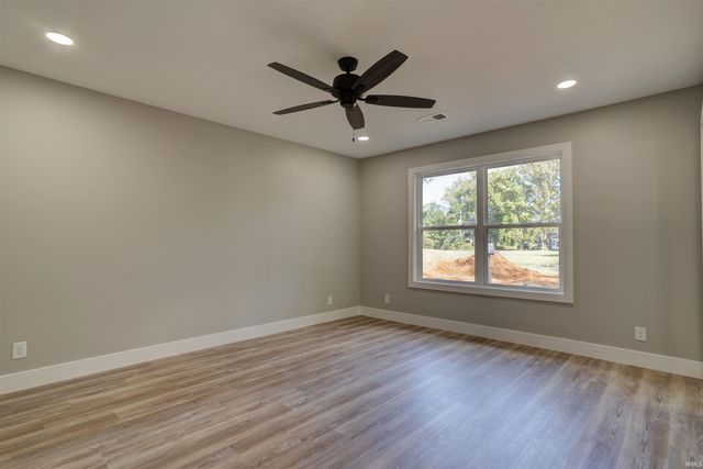 4285 N Elm Street, Richland, IN 47634