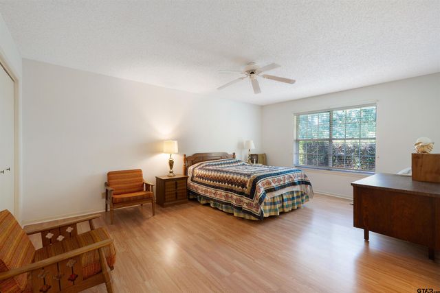 9096 Cox Rd, Flint, TX 75762