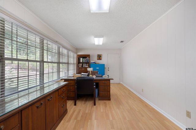 9096 Cox Rd, Flint, TX 75762