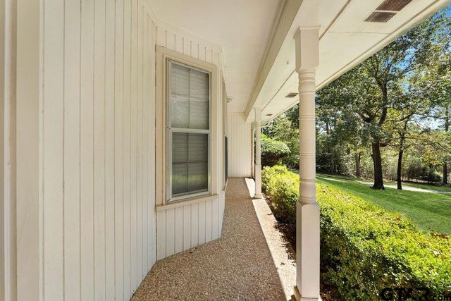 9096 Cox Rd, Flint, TX 75762