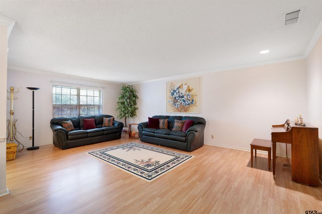 9096 Cox Rd, Flint, TX 75762