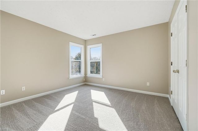 1905 Red Barn DR, Virginia Beach, VA 23453