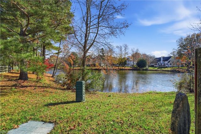 1905 Red Barn DR, Virginia Beach, VA 23453