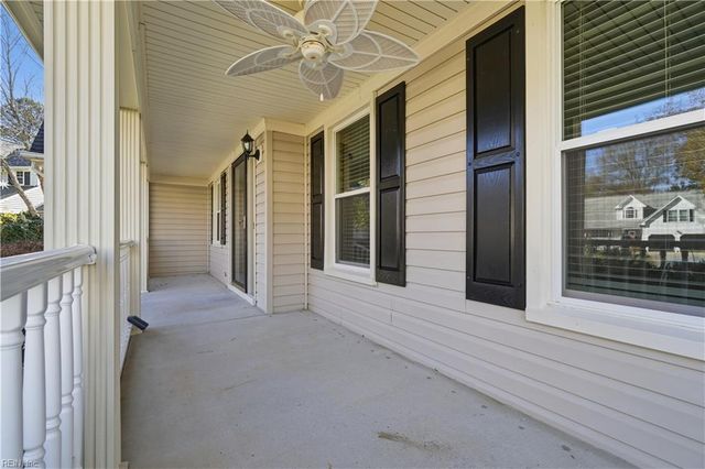 1905 Red Barn DR, Virginia Beach, VA 23453