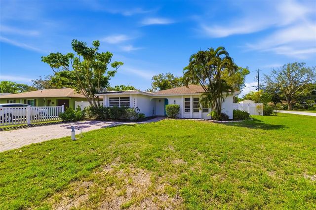1097 WILLIS AVENUE, Sarasota, FL 34232