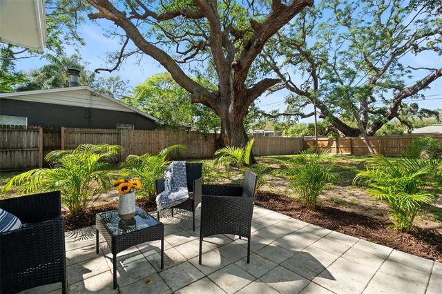 1276 BERTLAND WAY, Clearwater, FL 33755