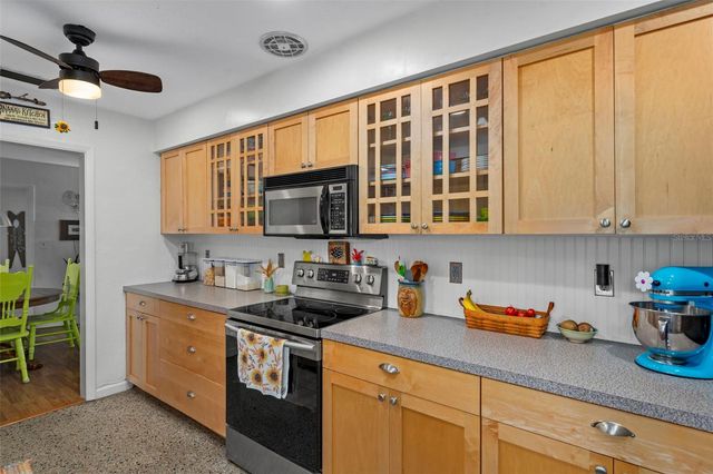 818 WILKIE STREET, Dunedin, FL 34698