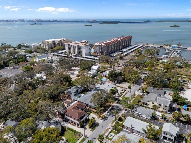 818 WILKIE STREET, Dunedin, FL 34698