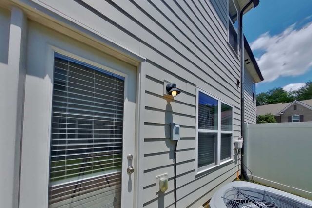 403 Riverwood Ct, Mount Juliet, TN 37122