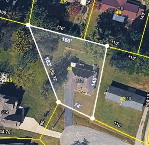 612 Cumberland Dr, Columbia, TN 38401