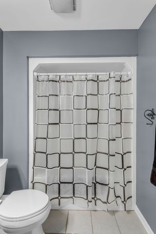 612 Cumberland Dr, Columbia, TN 38401