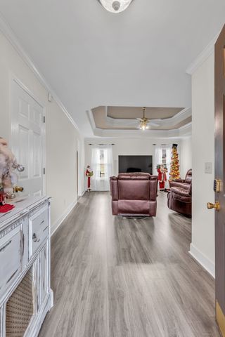 612 Cumberland Dr, Columbia, TN 38401