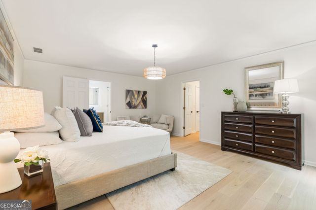 8140 Habersham Waters Road, Sandy Springs, GA 30350