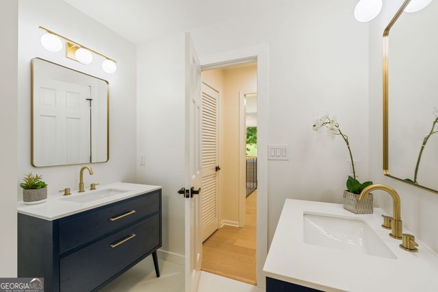 8140 Habersham Waters Road, Sandy Springs, GA 30350